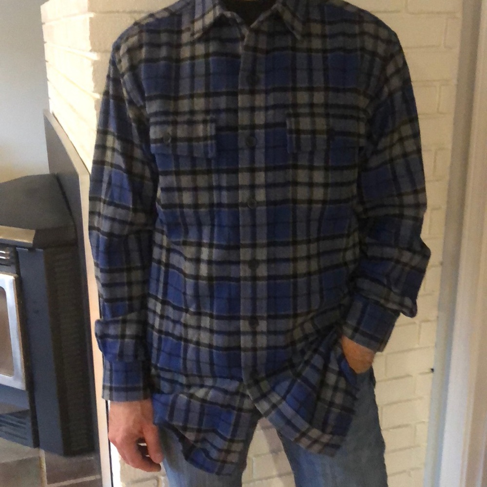 LL Bean men’s flannel button down shirt
